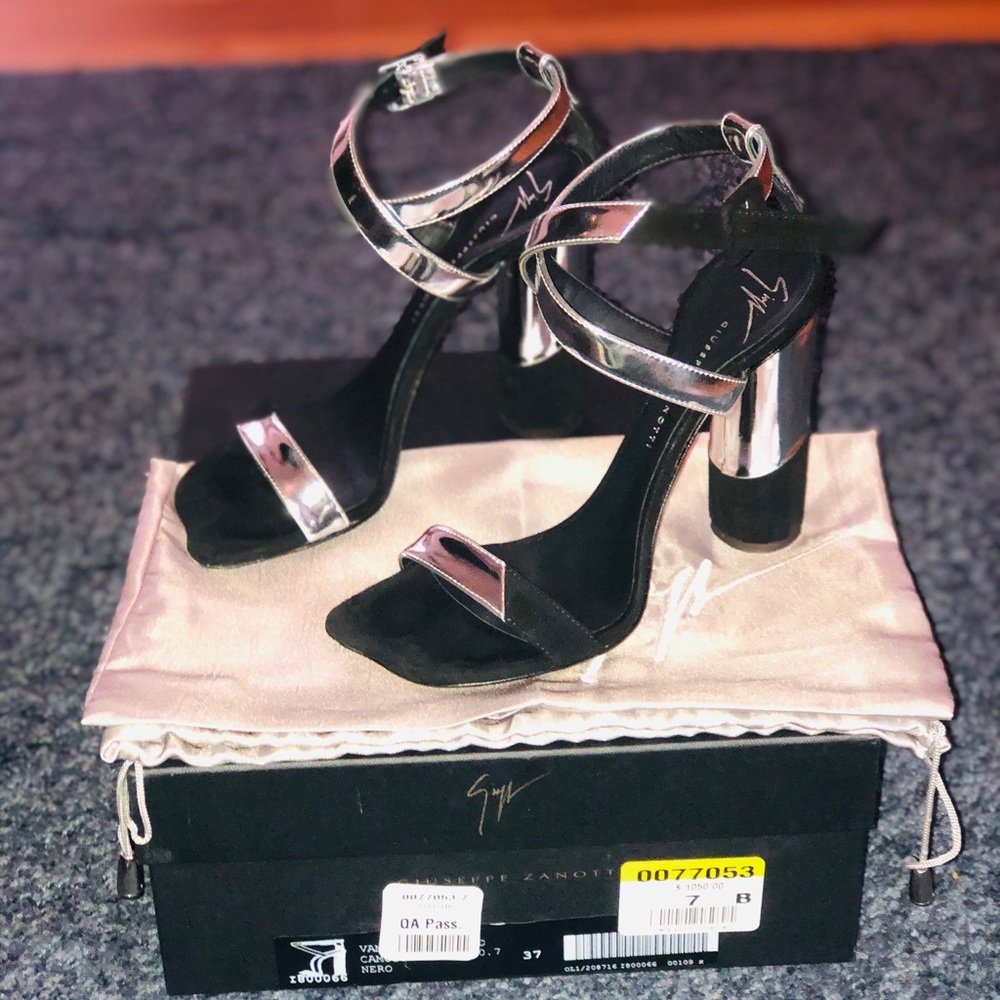Authentic Vampiro Camoscio - Zanotti - Picture 1 of 7